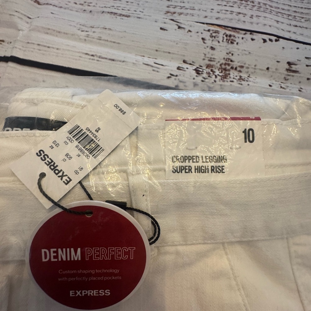 Express Super High Rise White Jeans